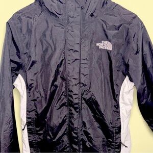 The North Face Men's Black and Gray Windbreaker